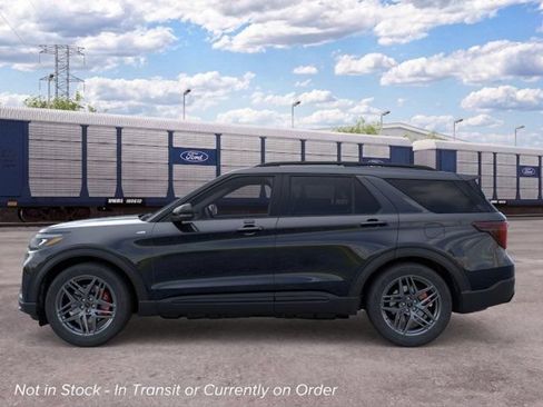New 2026 Ford Explorer ST-Line w/ ST-Line Street Pack RWD image 3
