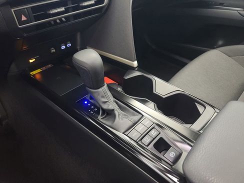 Used 2025 Toyota Camry LE image 37