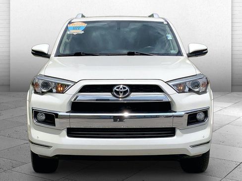 Used 2019 Toyota 4Runner Limited AWD/4WD image 2