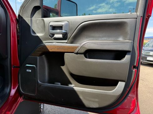 Used 2019 GMC Sierra 2500 Denali AWD/4WD image 28