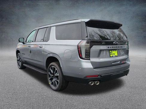 New 2026 Chevrolet Suburban RST image 6