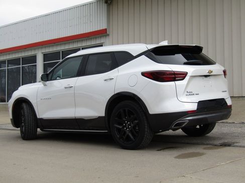 Used 2023 Chevrolet Blazer Premier w/ Driver Confidence II Package image 11