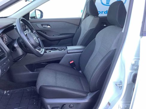 Used 2023 Nissan Rogue SV AWD/4WD image 11
