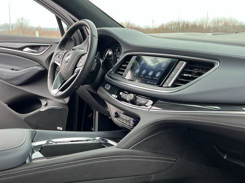 Used 2024 Buick Enclave Essence w/ Experience Buick Package image 29