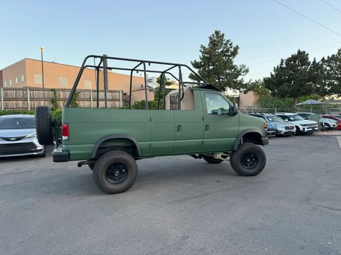 Used 2006 Ford E-250 and Econoline 250 RWD image 6