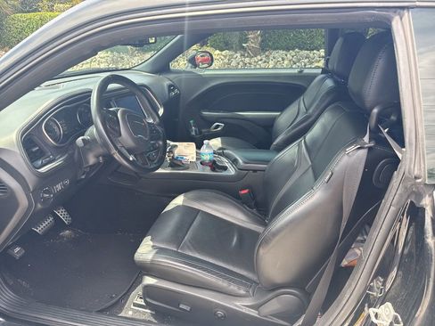 Used 2021 Dodge Challenger SXT w/ Plus Package image 17