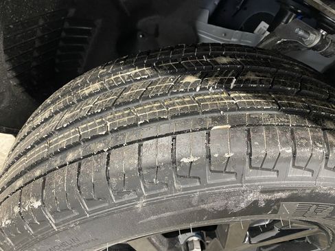 New 2026 Jeep Grand Cherokee Altitude AWD/4WD image 39