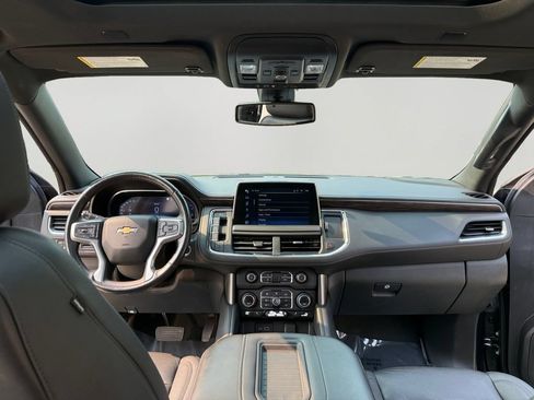 Used 2022 Chevrolet Tahoe LT w/ Luxury Package AWD/4WD image 10