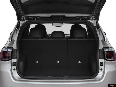 New 2026 Jeep Compass Latitude AWD/4WD image 8