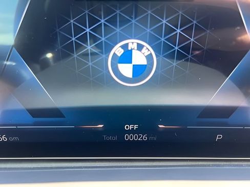 Used 2026 BMW X5 xDrive40i w/ M Sport Package AWD/4WD image 16