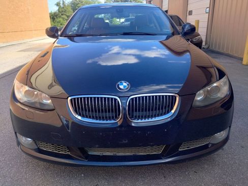 Used 2010 BMW 335i xDrive Coupe w/ Premium Pkg image 2