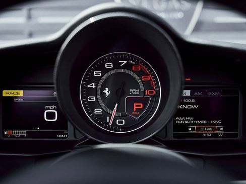 Used 2018 Ferrari 488 Spider image 59