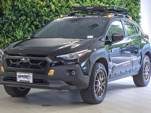 Used 2024 Subaru Crosstrek 2.5i Wilderness AWD/4WD image 8