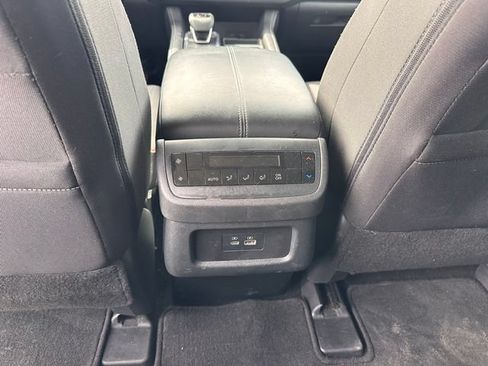 Used 2025 Nissan Pathfinder SV AWD/4WD image 23