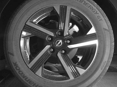 Used 2025 Nissan Sentra SV image 14