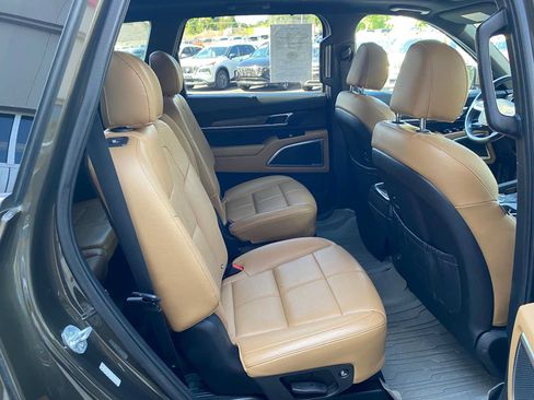 Used 2021 Kia Telluride SX w/ Nightfall Edition Package AWD/4WD image 31