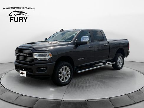 Used 2024 RAM 2500 Laramie w/ Sport Appearance Package AWD/4WD image 8