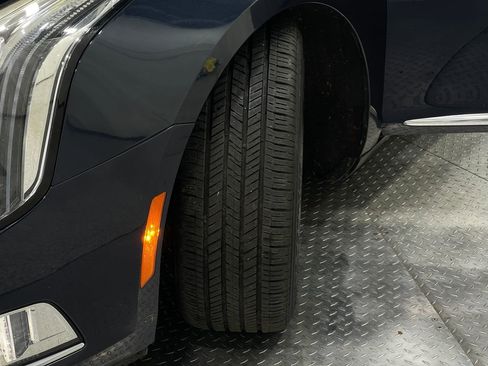 Used 2019 Cadillac XTS Luxury w/ Driver Awareness Package image 38