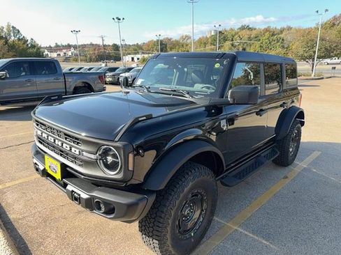 New 2025 Ford Bronco Big Bend w/ Black Diamond Package image 1