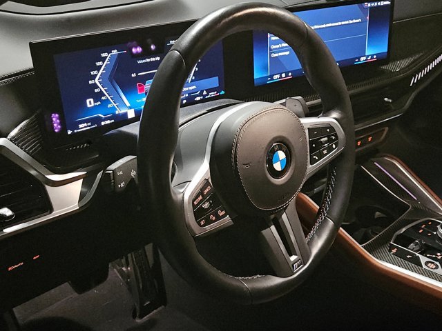 Used 2024 BMW X6 M60i AWD/4WD image 7