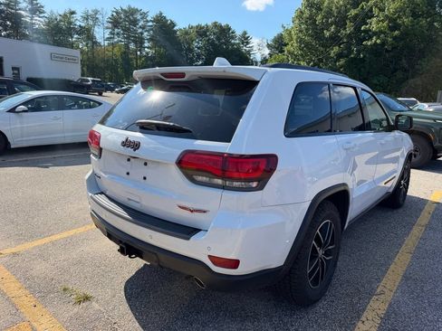 Used 2018 Jeep Grand Cherokee Trailhawk w/ Trailhawk Luxury Group AWD/4WD image 4