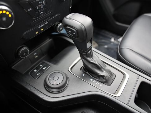 Used 2021 Ford Ranger XL w/ Equipment Group 101A High image 34