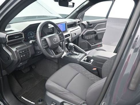 Used 2026 Toyota Tacoma SR5 RWD image 4