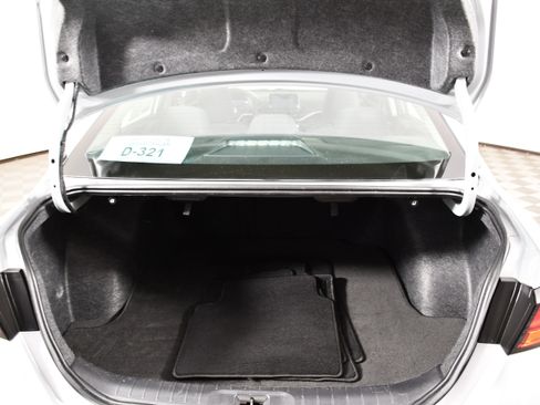 Used 2024 Nissan Altima 2.5 SV FWD image 48