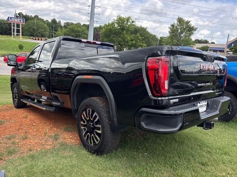 Used 2022 GMC Sierra 3500 Denali AWD/4WD image 7
