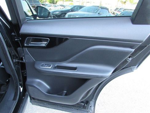 Used 2017 Jaguar F-PACE Premium AWD/4WD image 27
