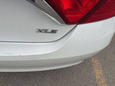 Used 2016 Toyota Camry XLE w/ Protection Package (Q2) FWD image 12