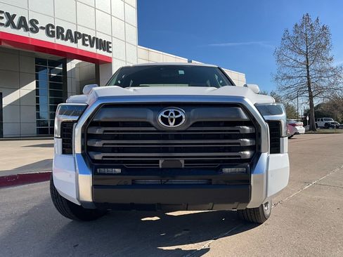 New 2026 Toyota Tundra Limited image 3