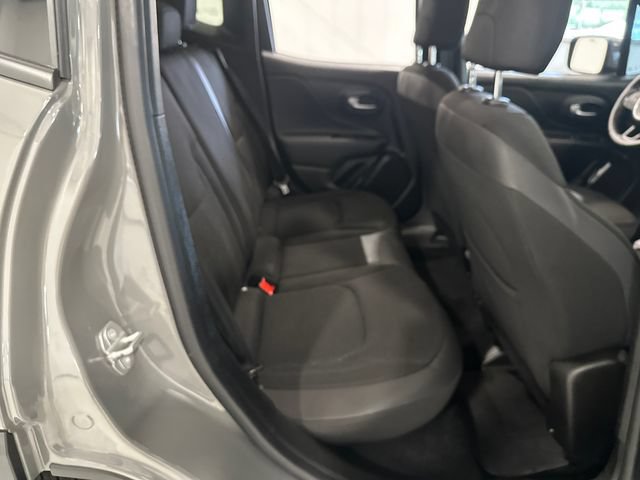 Used 2020 Jeep Renegade Altitude AWD/4WD image 29