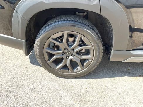 Used 2024 Honda Pilot Elite image 45
