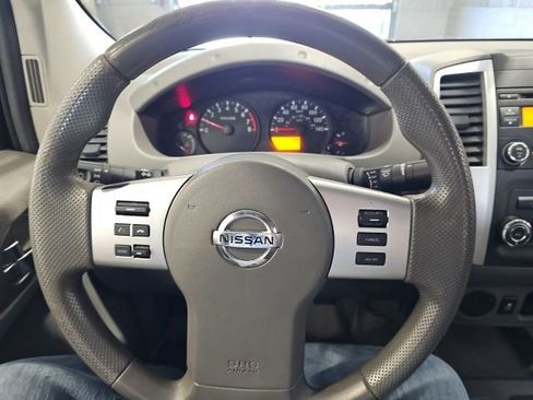 Used 2015 Nissan Frontier S image 13