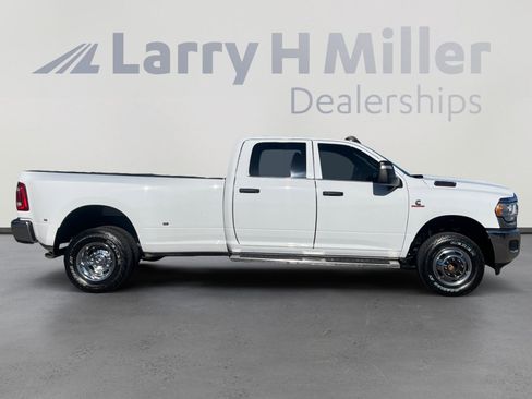 Used 2024 RAM 3500 Tradesman w/ Towing Technology Group AWD/4WD image 6