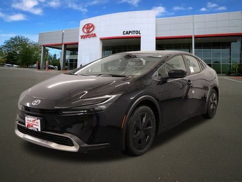 New 2026 Toyota Prius Plug-In Hybrid FWD image 5