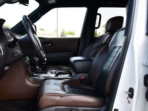 Used 2019 Nissan Armada Platinum w/ Captain's Chairs Package AWD/4WD image 17