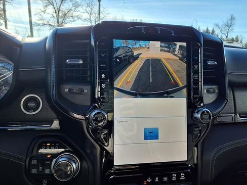 Used 2022 RAM 1500 Limited w/ Body Color Bumper Group image 26