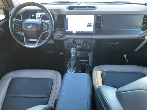 Used 2024 Ford Bronco Wildtrak image 20