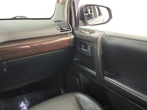Used 2021 Toyota 4Runner Limited AWD/4WD image 24