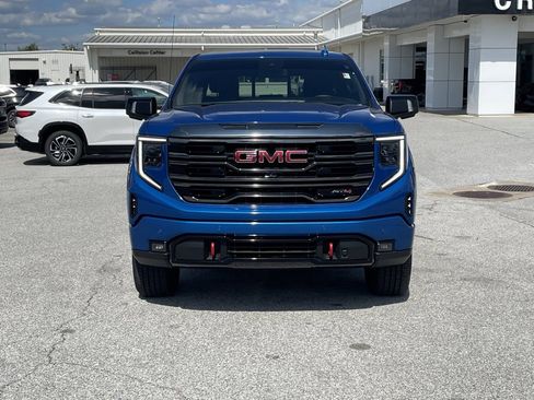 Used 2023 GMC Sierra 1500 AT4 w/ AT4 Premium Package image 2