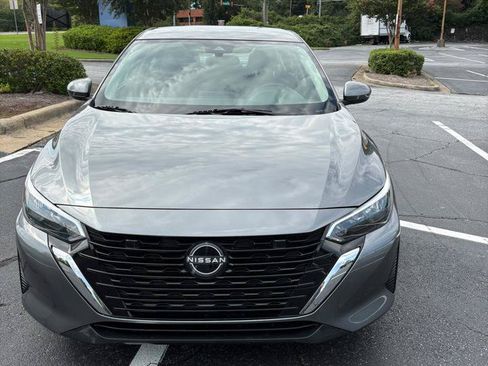 Used 2024 Nissan Sentra S FWD image 2