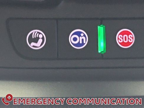 Used 2022 Chevrolet Traverse RS image 29