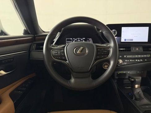 Used 2025 Lexus ES 350 w/ Premium Package FWD image 35