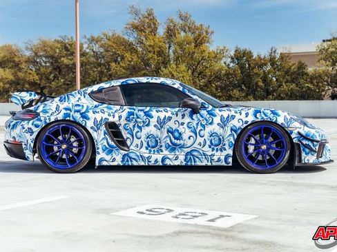 Used 2018 Porsche 718 Cayman GT4RS STYLE image 13