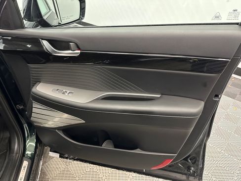 Used 2025 Hyundai Palisade Calligraphy image 16