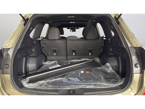 Certified 2026 Subaru Forester Premium AWD/4WD image 40