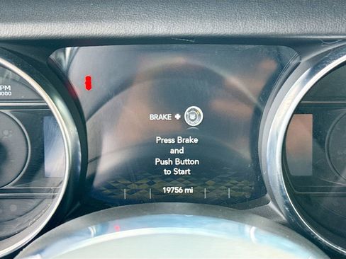 Used 2023 Jeep Wrangler Unlimited Sahara w/ Cold Weather Group image 13