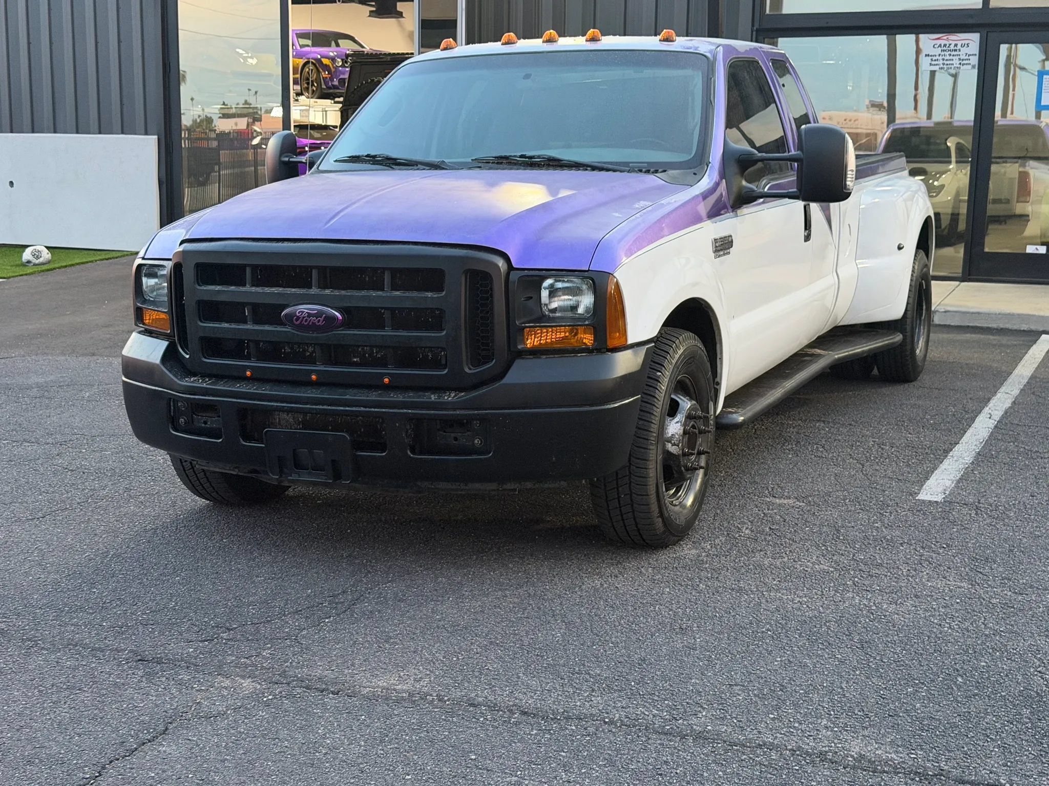 Used 2007 Ford F350 XL RWD image 2